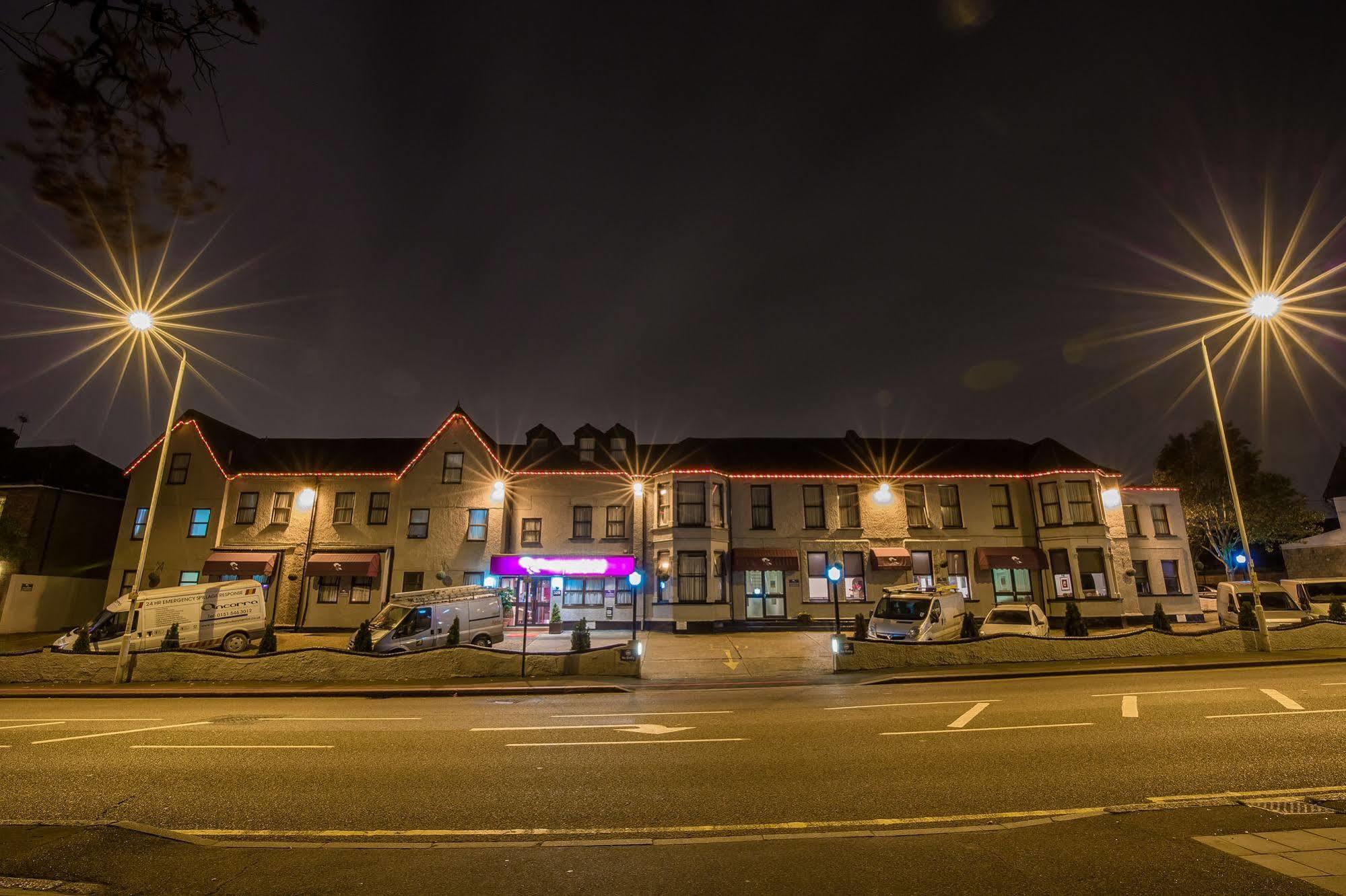 Rossmore Hotel Ilford Exterior photo